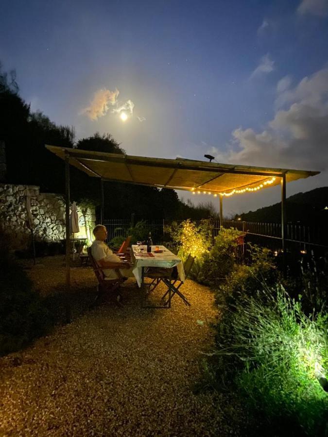 Appartement Il Casotto Del Nonno à Vintimille Extérieur photo